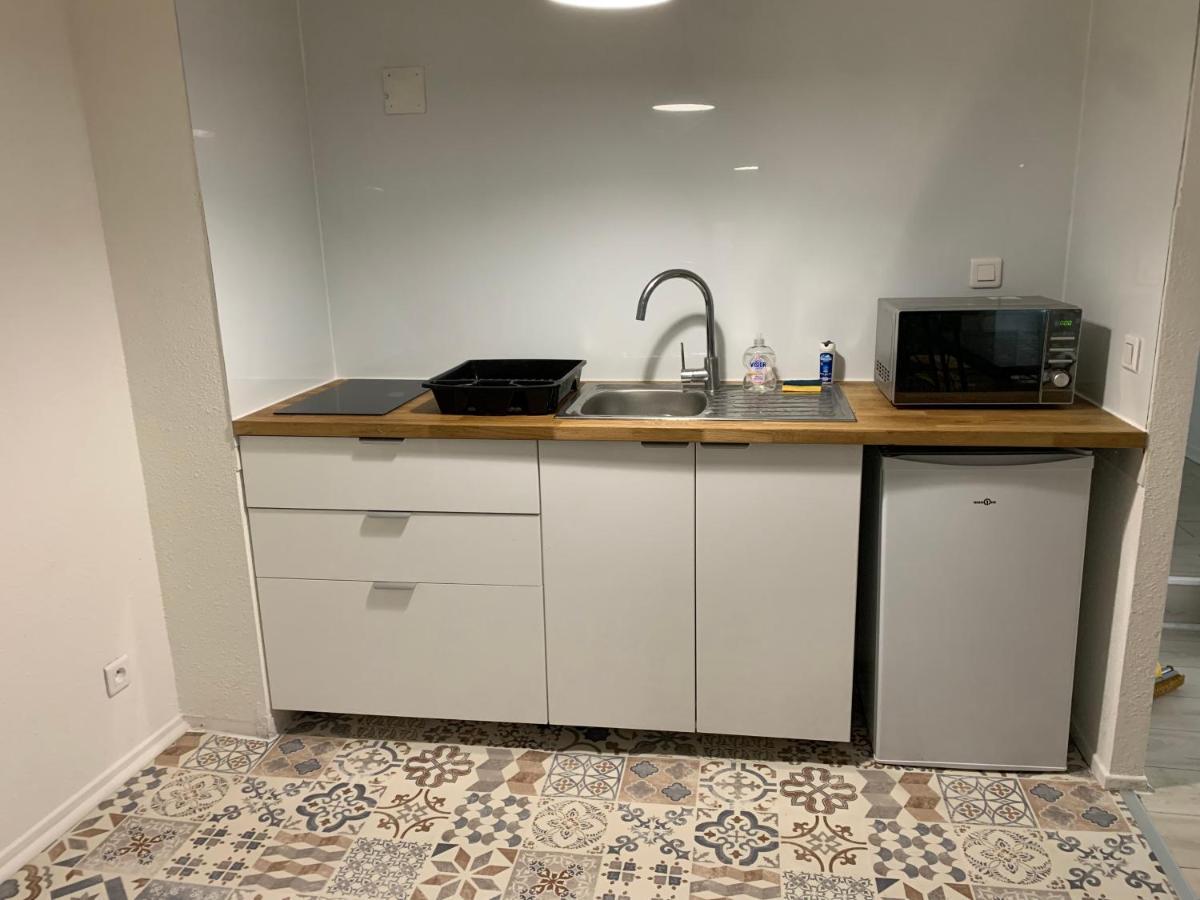 Appartement 2Eme Etage 42M2 Hyper Centre Ville / Parking Gratuit 里永 外观 照片